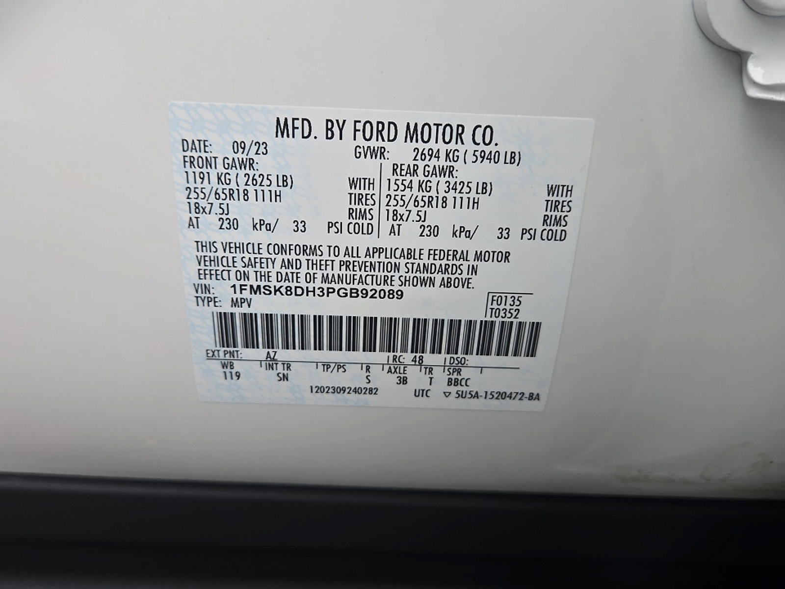 Used 2023 Ford Explorer XLT w/ Equipment Group 202A AWD/4WD image 25