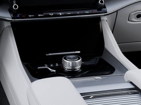 New 2026 Jeep Grand Wagoneer 4WD image 24