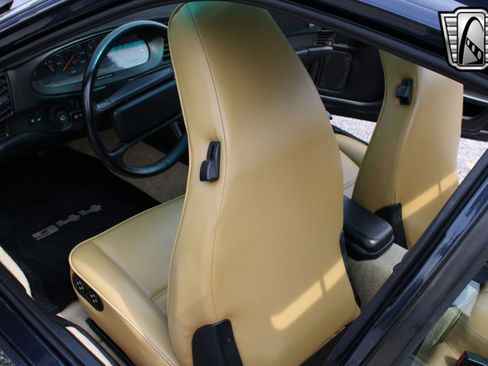 Used 1987 Porsche 944 S image 25