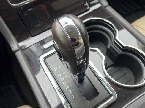 Used 2016 Lincoln Navigator Reserve image 24