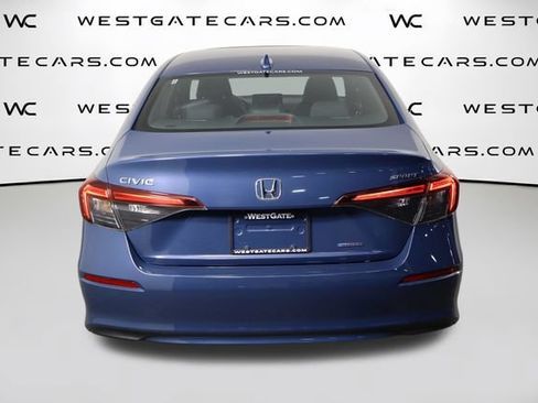 Used 2025 Honda Civic Sport Touring image 4