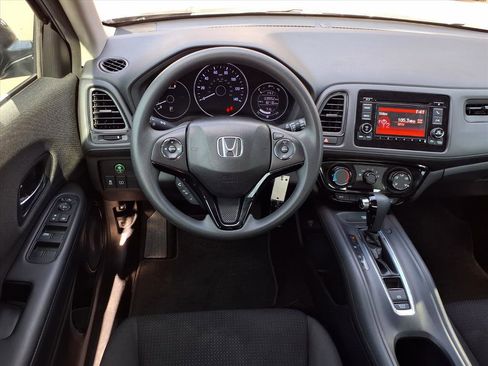 Used 2019 Honda HR-V LX image 13