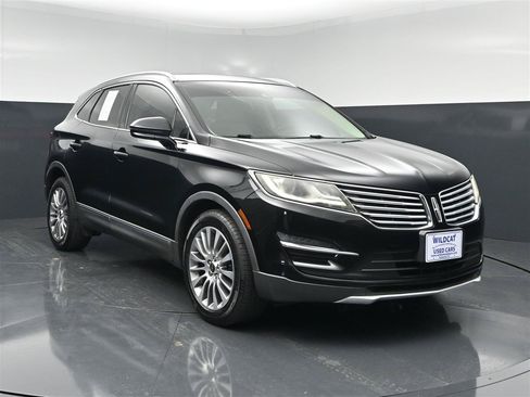Used 2018 Lincoln MKC Reserve w/ Lincoln MKC Climate Package FWD image 3