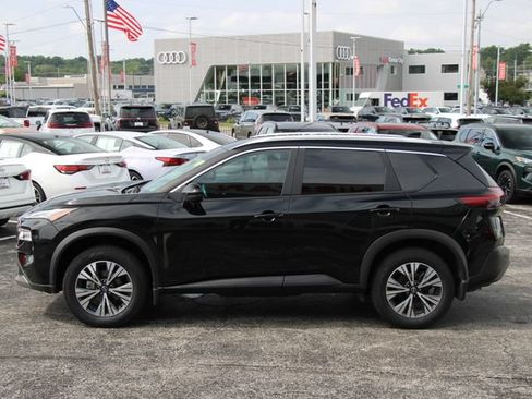Certified 2023 Nissan Rogue SV w/ SV Premium Package AWD/4WD image 2