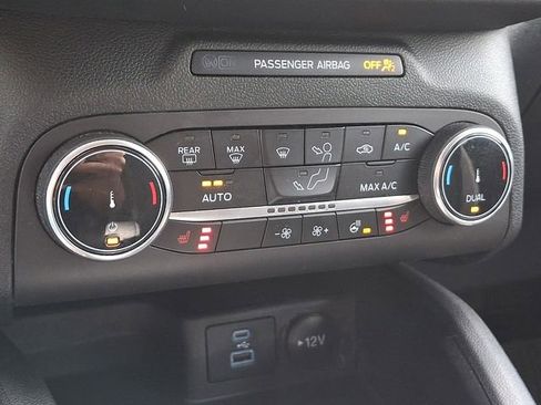 Certified 2023 Ford Escape Active AWD/4WD image 29