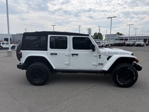 Used 2023 Jeep Wrangler Unlimited Rubicon AWD/4WD image 8