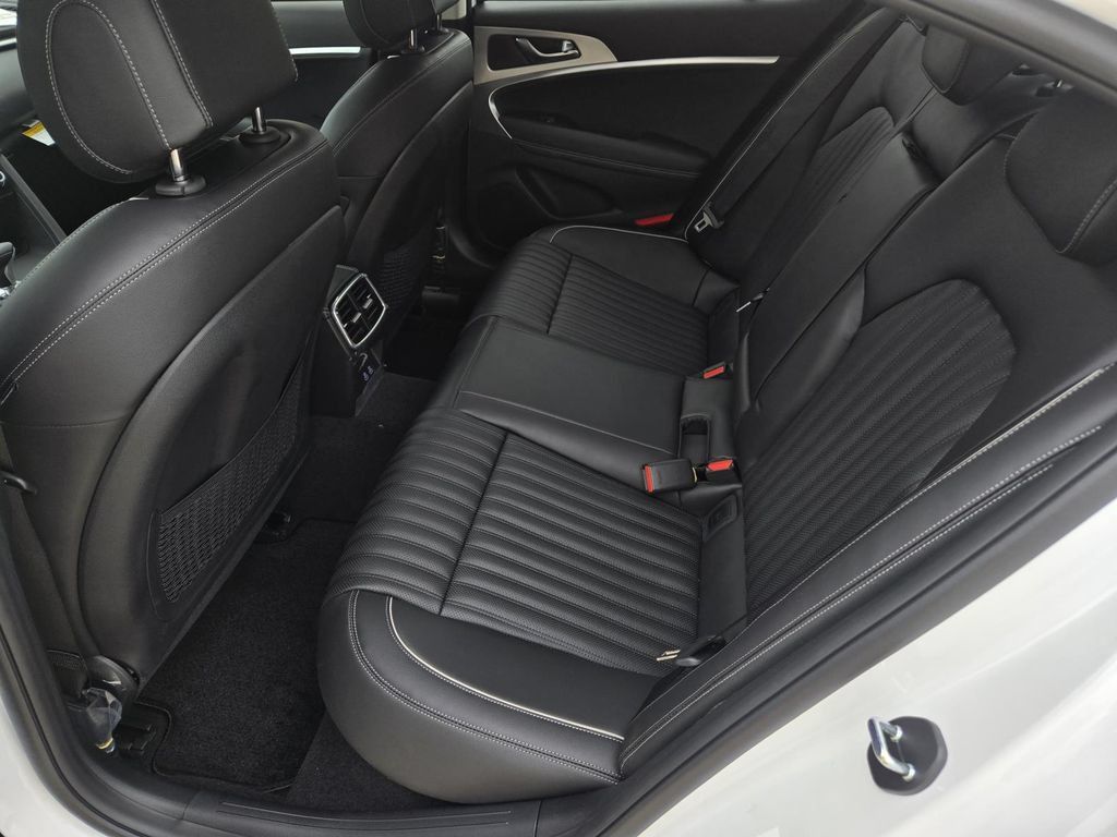 Used 2026 Genesis G70 2.5T Prestige RWD image 20