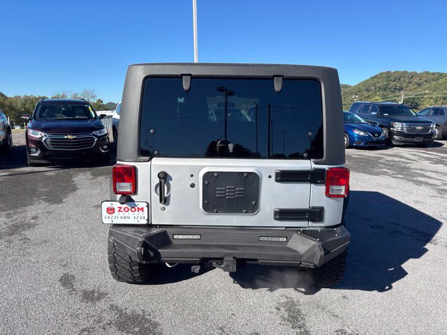 Used 2011 Jeep Wrangler Sport AWD/4WD image 7