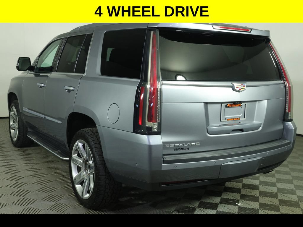 Used 2020 Cadillac Escalade Luxury AWD/4WD image 5