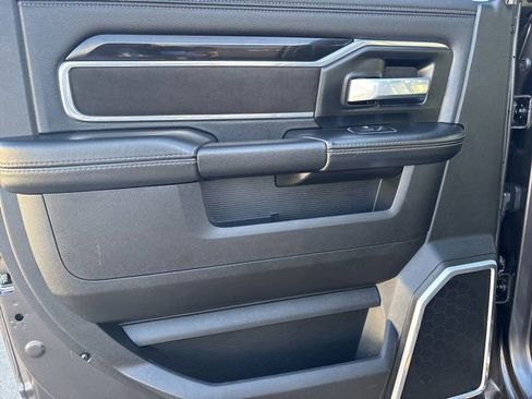 Used 2022 RAM 2500 Laramie image 29