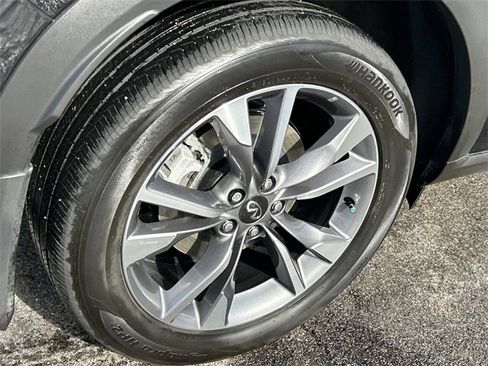 Certified 2025 INFINITI QX60 Luxe image 11