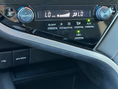 Used 2024 Toyota Camry SE FWD image 23