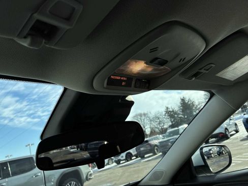 Certified 2024 Chevrolet Trax LT w/ Driver Confidence Package image 34