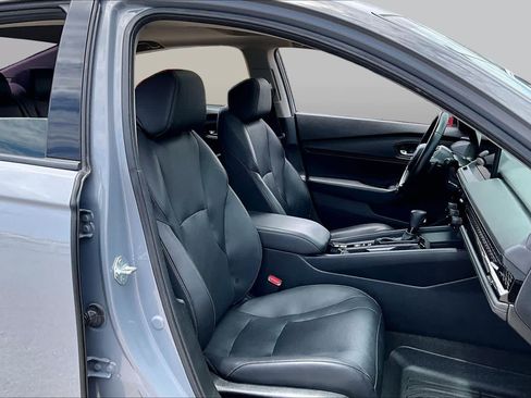 Used 2024 Honda Accord EX-L image 9