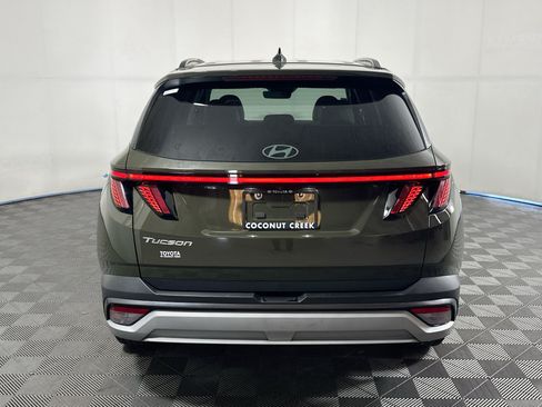 Used 2025 Hyundai Tucson SEL FWD image 4