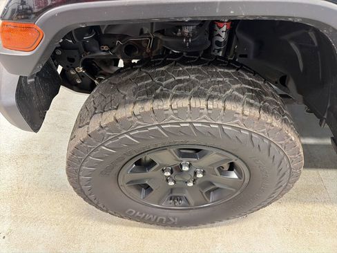 Used 2021 Jeep Gladiator Mojave w/ Dual Top Group image 33