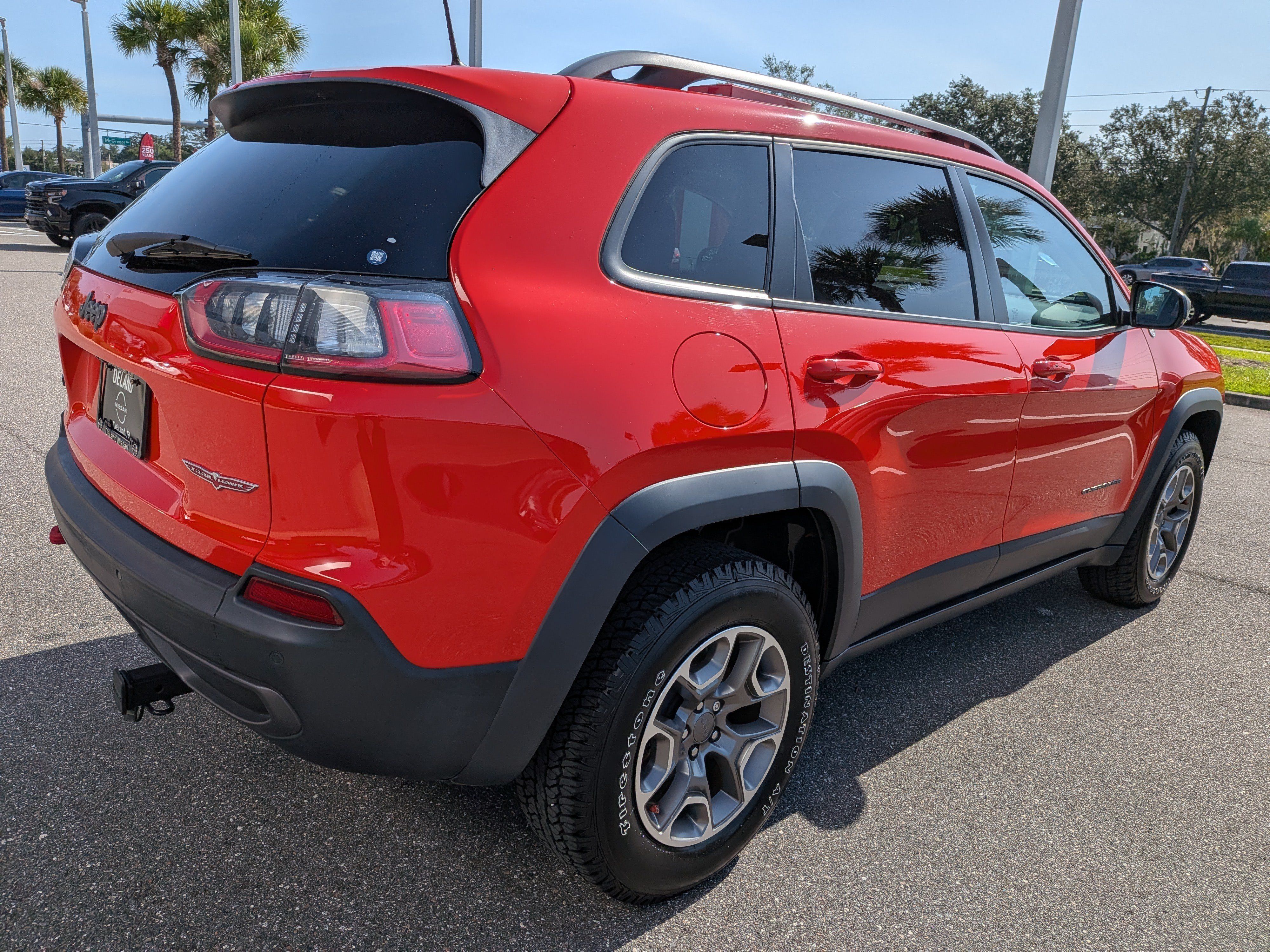 Used 2021 Jeep Cherokee Trailhawk w/ Sun, Sound & Nav Group AWD/4WD image 4