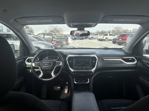 Used 2020 GMC Acadia SLE image 19