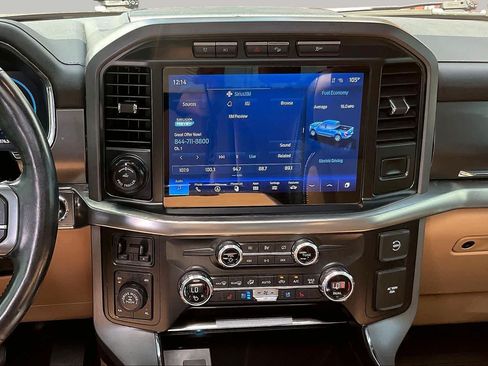 Used 2021 Ford F150 Lariat AWD/4WD image 7