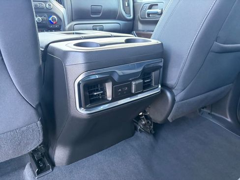 Used 2022 GMC Sierra 1500 Elevation image 24