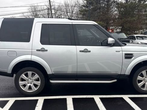 Used 2016 Land Rover LR4 HSE Silver Edition image 2