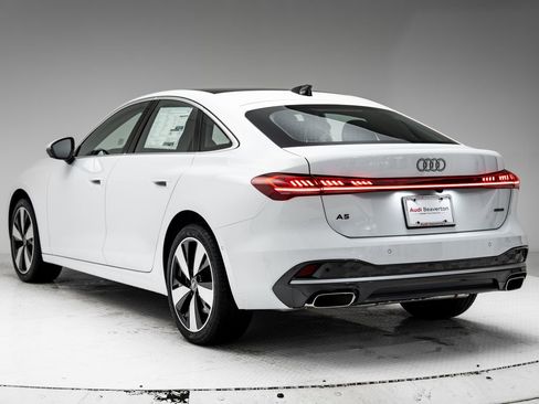 New 2025 Audi A5 2.0T Prestige image 3