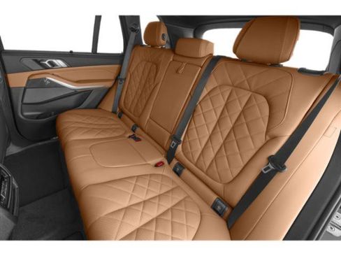 Used 2024 BMW X5 M60i image 15