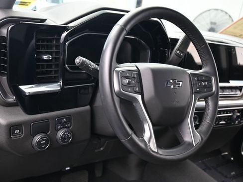 Used 2023 Chevrolet Silverado 1500 RST RWD image 15