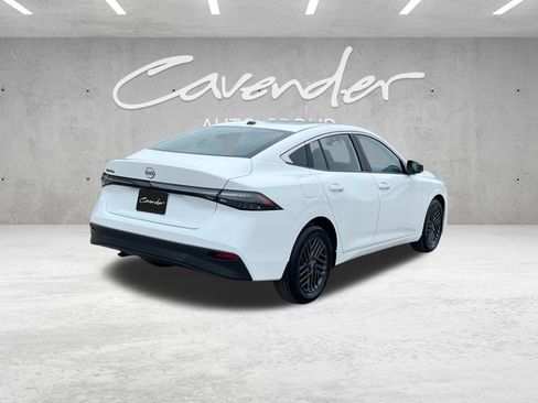 New 2026 Nissan Sentra SV w/ SV Convenience Package FWD image 17