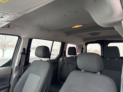 Used 2020 Ford Transit Connect XLT image 9