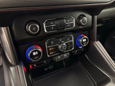 Used 2022 Chevrolet Tahoe RST w/ Luxury Package image 21