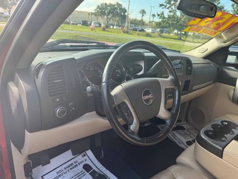 Used 2008 GMC Sierra 1500 SLE w/ Max Trailering Pack AWD/4WD image 10