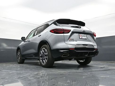 Used 2025 Chevrolet Blazer RS AWD/4WD image 56