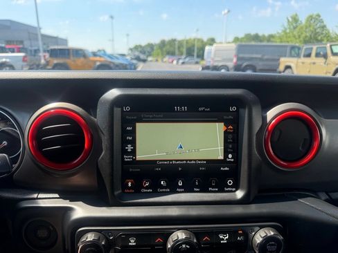 Used 2022 Jeep Wrangler Unlimited Sport AWD/4WD image 23
