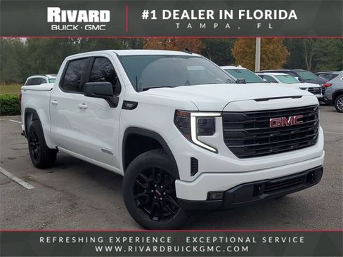 Used 2023 GMC Sierra 1500 Elevation image 1