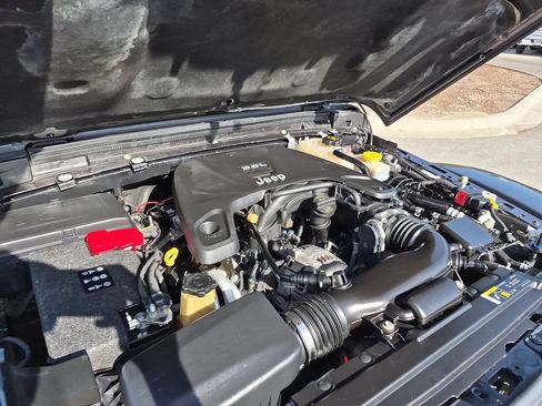Used 2018 Jeep Wrangler Unlimited Rubicon AWD/4WD image 20