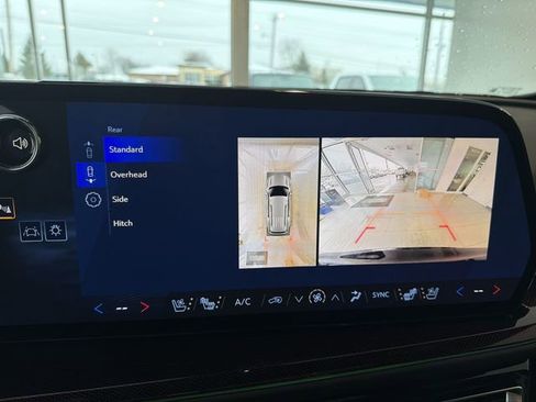 New 2026 Chevrolet Traverse RS image 30