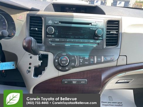 Used 2011 Toyota Sienna XLE AWD/4WD image 12