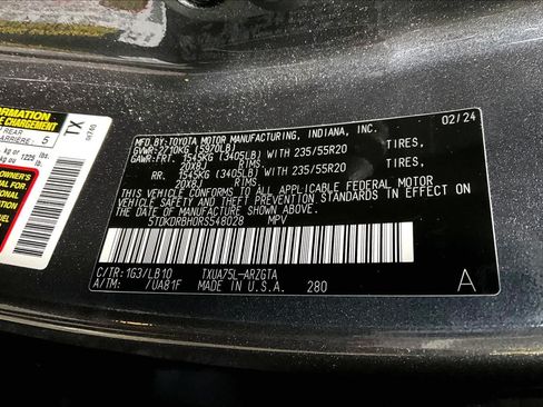 Used 2024 Toyota Highlander Limited AWD/4WD image 34
