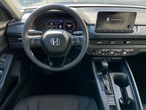 Certified 2025 Honda Accord SE image 11