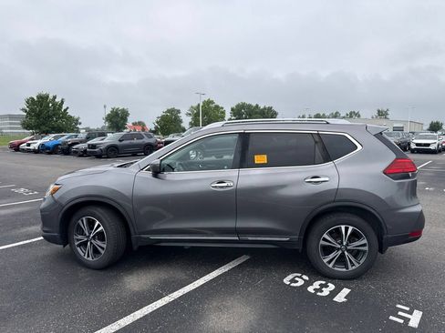 Used 2017 Nissan Rogue SL AWD/4WD image 6