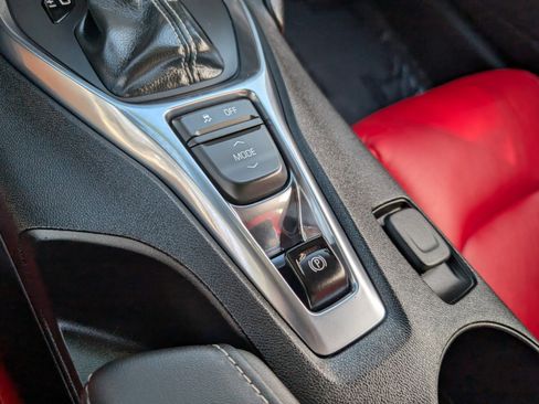Used 2021 Chevrolet Camaro LT image 25