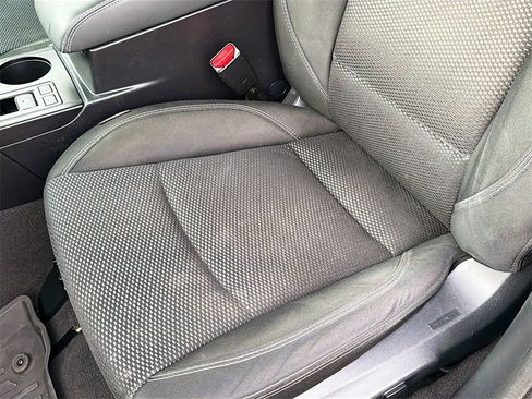 Used 2018 Subaru Outback 2.5i Premium image 19