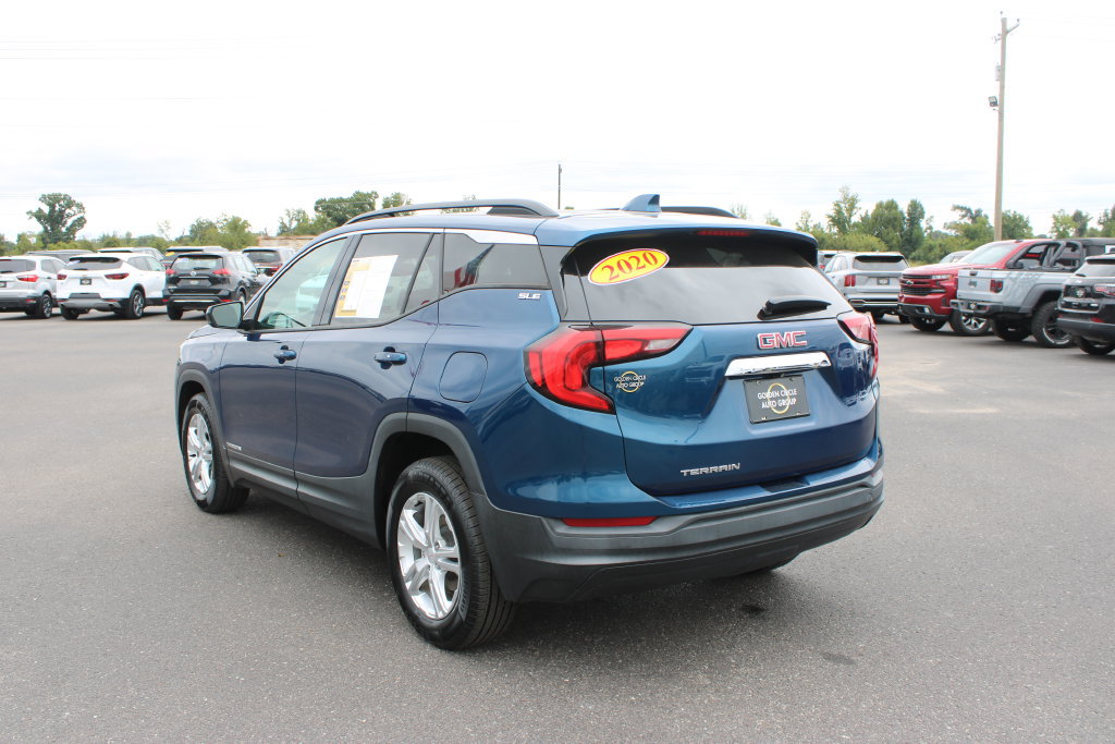 Used 2020 GMC Terrain SLE w/ Driver Convenience Package FWD image 7