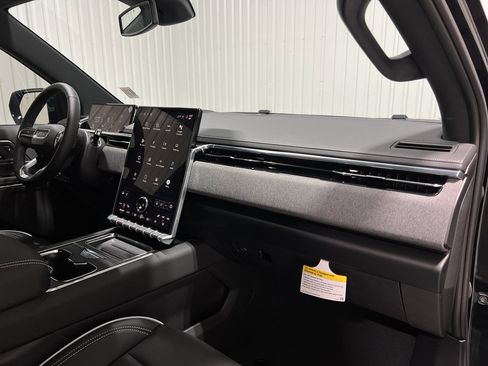 New 2026 GMC Sierra EV Elevation w/ LPO, Elevation Dark Package image 26