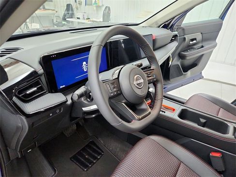 New 2026 Nissan Kicks SR image 18