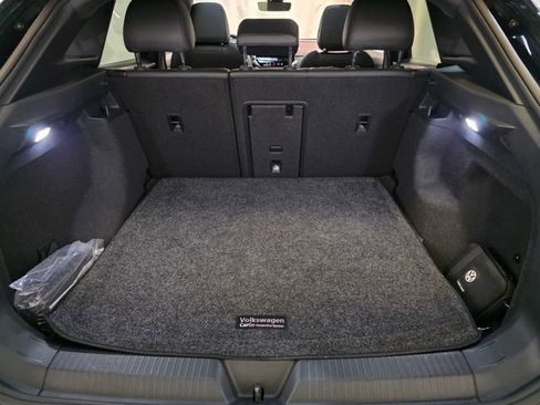 Certified 2022 Volkswagen ID.4 Pro S image 38