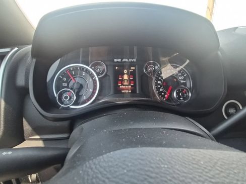 Used 2021 RAM 2500 Big Horn w/ Level 1 Equipment Group AWD/4WD image 16