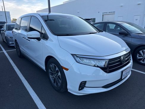 Used 2023 Honda Odyssey EX-L image 1
