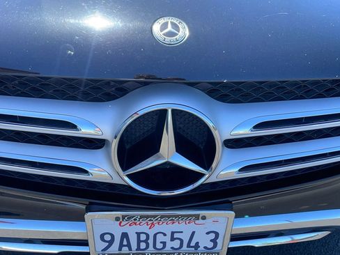 Used 2019 Mercedes-Benz GLC 300 4MATIC image 50